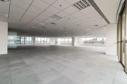 Ponto Comercial para alugar, 372m² no Cidade Monções, São Paulo