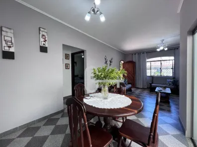 Casa com 3 Quartos à venda, 160m² no Centro, Peruíbe