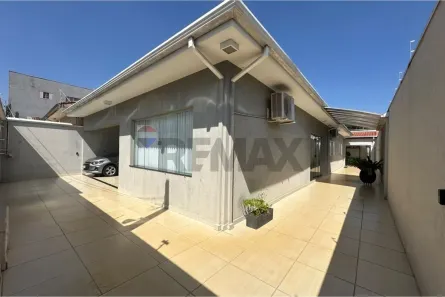 Casa com 3 Quartos à venda, 198m² no Jardim do Éden, Franca