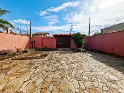 Sobrado com 5 Quartos à venda, 441m² no Ribeirânia, Ribeirão Preto