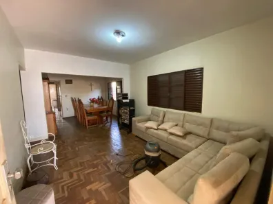 Casa com 4 Quartos à venda, 136m² no Batista, Anápolis