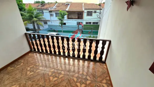 Casa de Condomínio com 3 Quartos à venda, 136m² no Irajá, Rio de Janeiro