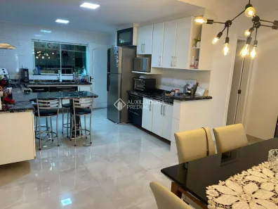 Sobrado com 3 Quartos à venda, 272m² no Demarchi, São Bernardo do Campo
