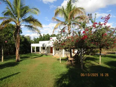 Casa com 3 Quartos para alugar, 650m² no Paranoá, Brasília
