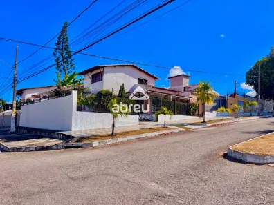 Casa com 4 Quartos à venda, 270m² no Capim Macio, Natal