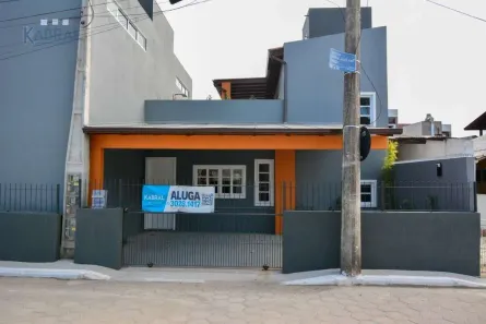Sobrado com 2 Quartos para alugar, 120m² no Rio Tavares, Florianópolis