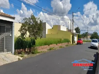 Lote/Terreno à venda, 300m² no Jardim de Cresci, São Carlos