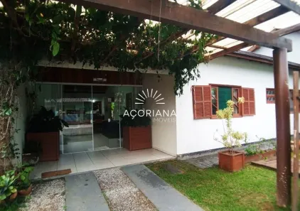 Casa com 4 Quartos à venda, 180m² no Morro das Pedras, Florianópolis