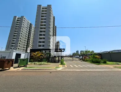 Apartamento com 2 Quartos para alugar, 55m² no Shopping Park, Uberlândia