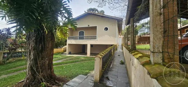 Casa com 3 Quartos para alugar, 250m² no Jardim das Palmeiras (Zona Sul), São Paulo
