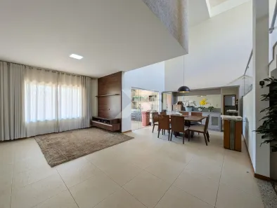 Casa com 3 Quartos à venda, 247m² no Esperança, Londrina