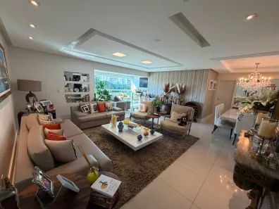 Apartamento com 3 Quartos à venda, 195m² no Patamares, Salvador