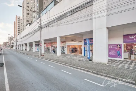 Ponto Comercial para alugar, 50m² no Bacacheri, Curitiba