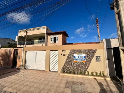 Casa com 5 Quartos à venda, 280m² no Atalaia, Aracaju
