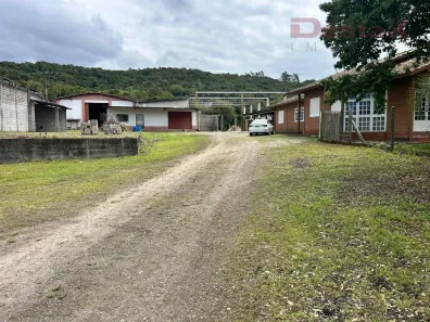 Galpão/Depósito/Armazém à venda, 1945m² no Forquilhas, São José