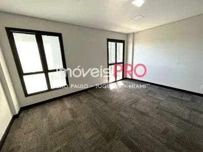 Sala Comercial à venda, 37m² no Vila Hamburguesa, São Paulo