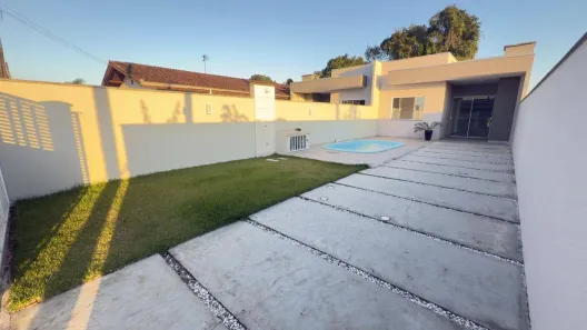Casa com 3 Quartos à venda, 80m² no Barra do Saí, Itapoá