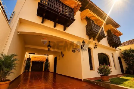 Sobrado com 5 Quartos à venda, 447m² no Centro, Barretos