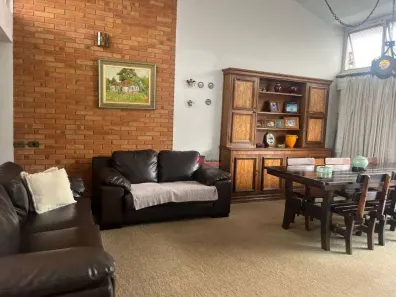 Casa com 3 Quartos para alugar, 450m² no Vila Boldrin, Santa Bárbara D'Oeste