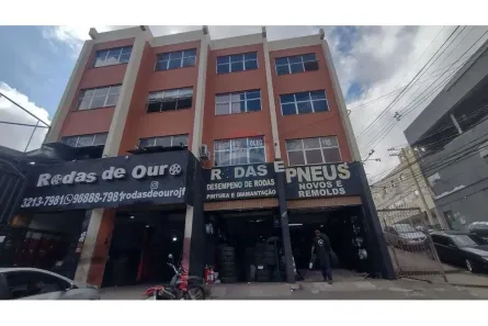 Sala Comercial para alugar, 300m² no Vitorino Braga, Juiz de Fora