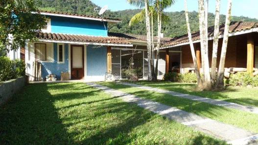 Casa de Condomínio com 5 Quartos à venda, 300m² no Mar Verde II, Caraguatatuba