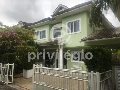 Casa com 5 Quartos à venda, 200m² no Vargem Pequena, Rio de Janeiro