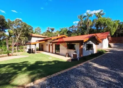Casa de Condomínio com 3 Quartos à venda, 250m² no Figueira, Ibiúna