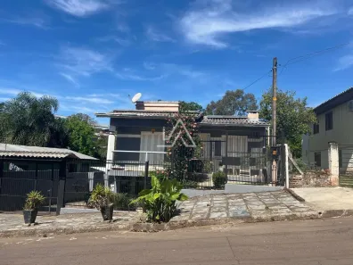 Casa com 3 Quartos à venda, 200m² no Integração, Passo Fundo