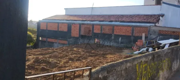 Lote/Terreno à venda, 180m² no Monte Castelo, São José dos Campos