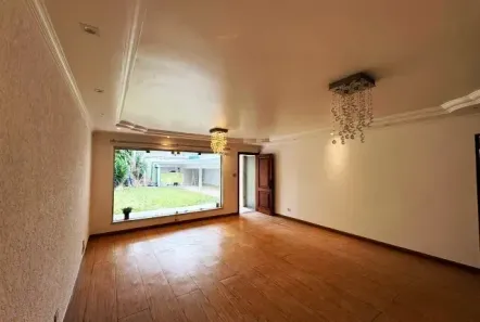 Sobrado com 4 Quartos à venda, 314m² no Vila Clarice, São Paulo