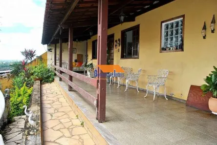 Casa com 4 Quartos à venda, 295m² no Caiçaras, Belo Horizonte