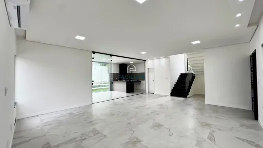 Casa de Condomínio com 4 Quartos à venda, 350m² no Ponta Negra, Manaus