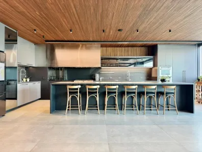 Apartamento com 4 Quartos para venda ou aluguel, 383m² no Guanabara, Londrina