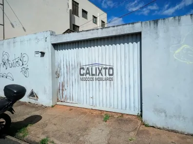 Lote/Terreno à venda, 360m² no Santa Mônica, Uberlândia