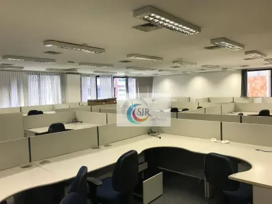 Sala Comercial para alugar, 251m² no Vila Olímpia, São Paulo