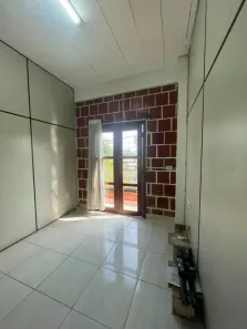 Sala Comercial para alugar, 10m² no Jardim dos Camargos, Barueri