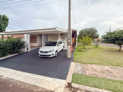Casa com 2 Quartos à venda, 143m² no FAG, Cascavel