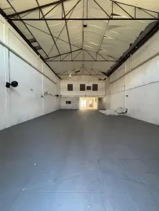Galpão/Depósito/Armazém para alugar, 290m² no Navegantes, Porto Alegre