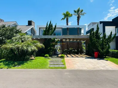 Casa de Condomínio com 5 Quartos à venda, 324m² no XANGRI-LÁ, Xangri-lá