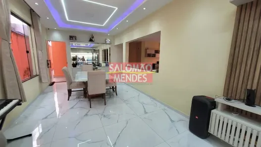 Casa com 4 Quartos à venda, 440m² no Campina, Belém