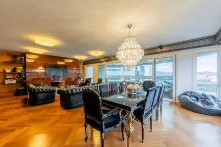 Apartamento com 3 Quartos para alugar, 223m² no Bela Vista, Porto Alegre