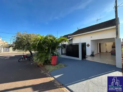 Casa com 2 Quartos à venda, 130m² no Jardim Itália, Maringá