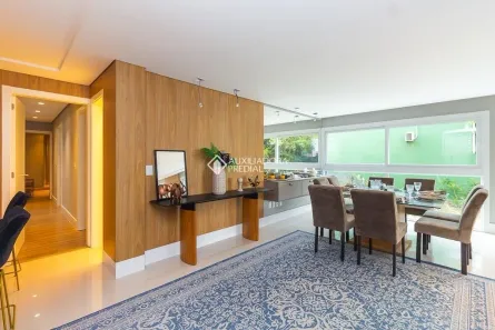 Apartamento com 3 Quartos à venda, 187m² no Vila Assunção, Porto Alegre