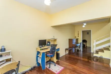 Casa com 3 Quartos à venda, 450m² no Glória, Porto Alegre