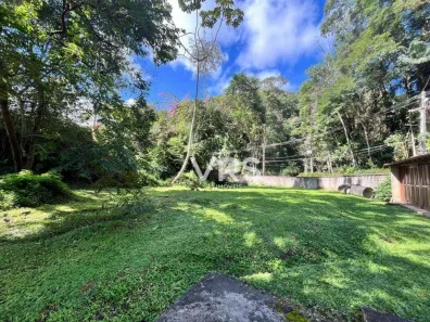 Lote/Terreno à venda, 404m² no Posse, Teresópolis