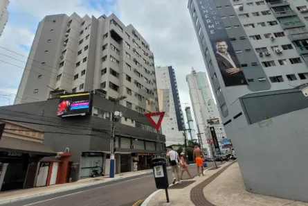 Apartamento com 2 Quartos para alugar, 100m² no Centro, Balneário Camboriú