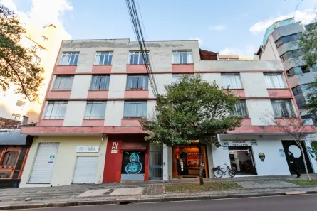 Apartamento com 3 Quartos para alugar, 126m² no Centro, Curitiba