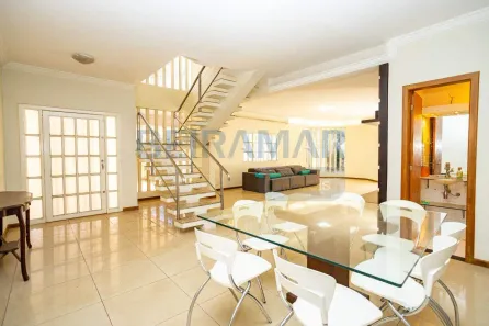 Casa com 4 Quartos à venda, 170m² no Asa Sul, Brasília