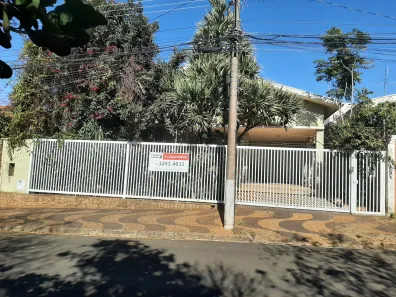 Casa com 3 Quartos para alugar, 270m² no Vila Nova, Campinas