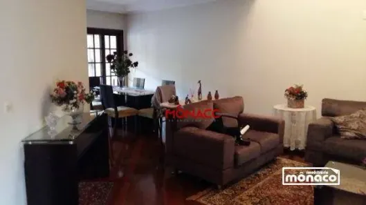 Sobrado com 3 Quartos à venda, 312m² no Aurora, Londrina